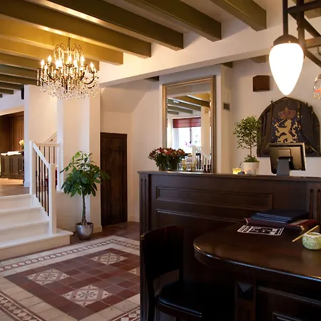 Hotel-restaurant Het Rechthuis Otel