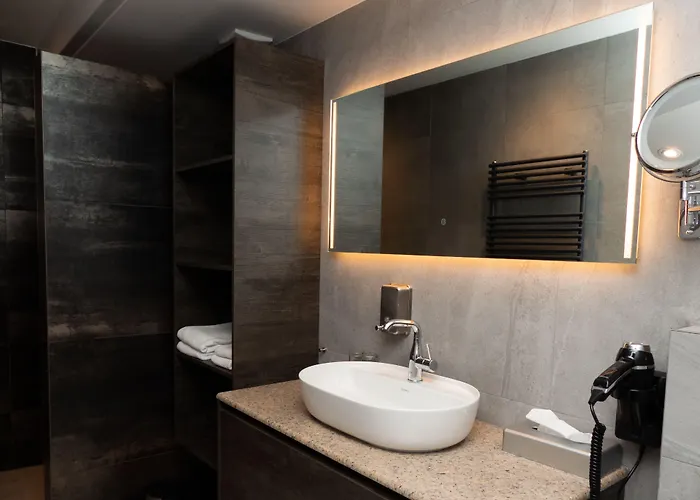 מלון Hotel-restaurant Het Rechthuis