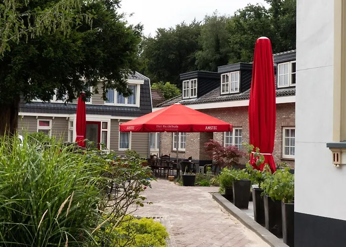 מלון Hotel-restaurant Het Rechthuis