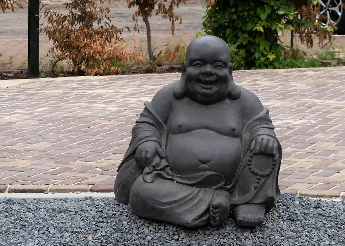 מלון Hotel-restaurant Het Rechthuis 3*