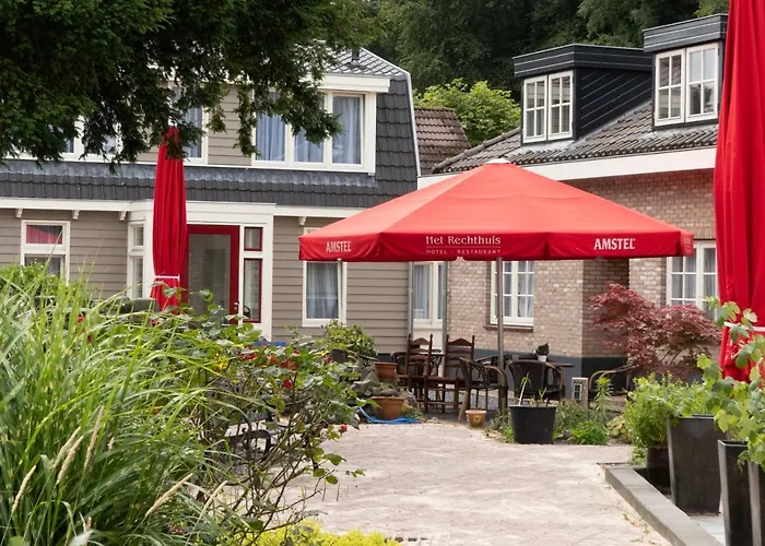 מלון Hotel-restaurant Het Rechthuis Muiderberg